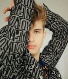 MODELS CORNER!! Aiden Marceron!  5e28b67c67a31.jpg