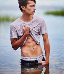 MODELS CORNER!! Kevin Espinosa! 5e29a797e619f.jpg