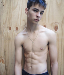 MODELS CORNER!! Issac Orozco! 5e29b020bb62d.jpg