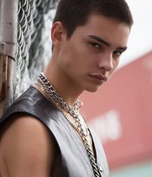 MODELS CORNER!! Issac Orozco! 5e29b035c3b9c.jpg