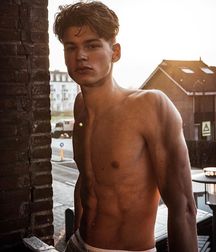 MODELS CORNER!! Jos Schenk! 5e2afe9663a87.jpg