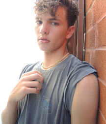 MODELS CORNER!! Zach Hines! 5e2afec60e992.jpg