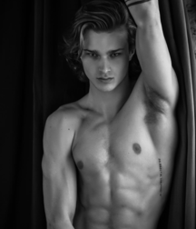 MODELS CORNER!! Cypress Hayunga! 5e31a7d9c6523.png