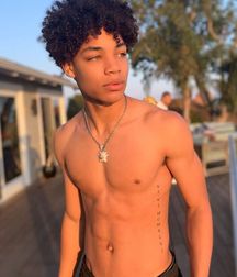 MODELS CORNER!! Corey Campbell!! 5e70d6bc0eb7f.jpg