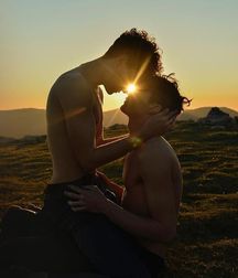 Wall Boys... 5 5da85222d5cd8.jpg