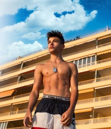 Alex 5d9f69ccbfbc1.jpg