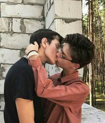 Boys Boys ... 5db08994397e0.jpg