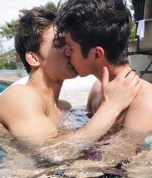 Boys Boys ... 5db089b79726f.jpg