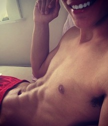 Boys Boys ... 5db089e374b1d.jpg