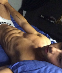 Boys Boys ... 5db089eaad28d.jpg