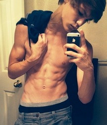 Boys Boys ... 5db08ad1f3b1a.jpg