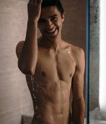 Boys Boys ... 5db08d2811d48.jpg