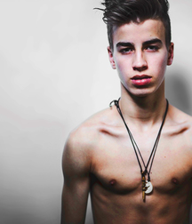 Boys Boys ... 5db08d348923c.jpg