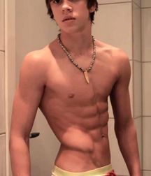 Boys Boys ... 5db08d94d235d.jpg