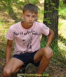 Cute Boys 5da88ec71717a.jpg