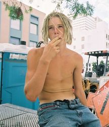 Blond Boys 5db7c03c5b9c5.jpg