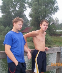 Duo 5dd0d9b560142.jpg