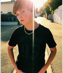 Beautiful Boys Dressed in Black 5ddeccf14282b.jpg