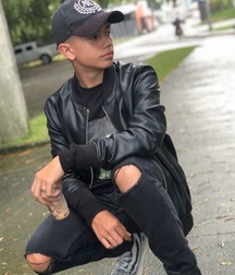 Mix of Sexy Boys 5dea1d2ba6e38.jpg