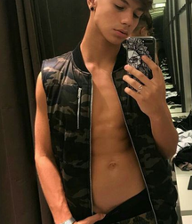 Mix of Sexy Boys 5dea1d3b5555e.png