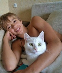 Boys and Their Animals 5df81fe8d50b3.jpg