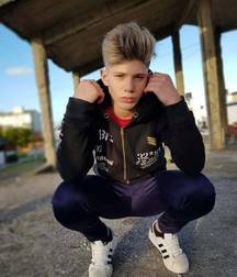 Beautiful and Cute Blond Boys 5df84eef195b2.jpg