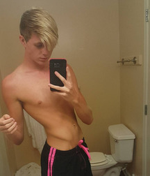 Beautiful and Cute Blond Boys 5df84f58254ec.jpg