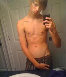 Selfies 5df9d5f18958f.jpg