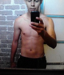 Selfies 5df9d6221679d.jpg