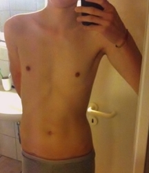 Selfies 5df9d66353771.jpg