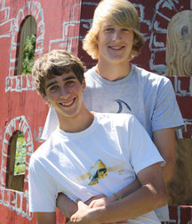 Lovers 5dffafc569012.jpg