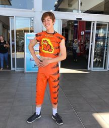 Boys Dressed Differently 5e1d6cf073e3c.jpg