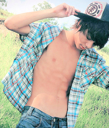 Pretty Boys Twinks 5e27cc5138e42.png