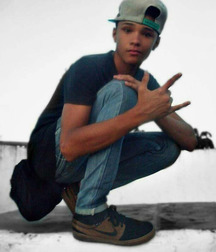 Twinks with Caps 5e2aa0885ea46.jpg
