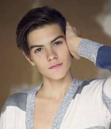 Beautiful Look of gay boys 5e3195fb99d87.jpg