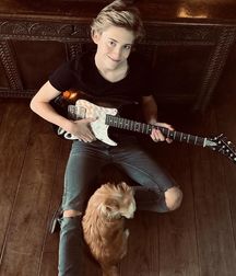 From Jok13 Musicians 5e3a024d54a8a.jpg