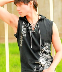 From JOK13 Pretty Boys 5e4411d9b21d8.png