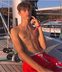 From JOK13 Shirtless 2 No Porn 5e5132c2b63c9.jpg