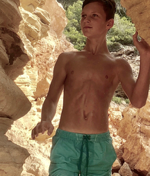 From JOK13 Shirtless 2 No Porn 5e5133003f900.jpg