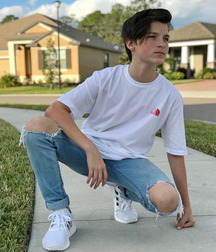 From JOK13 Cute Boys No Porn 5e6899a1921ab.jpg