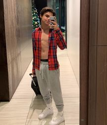 From JOK13 Selfies2  no porn 5e8a1bc830b34.jpg