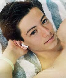 From JOK13 Smiling Boys No Porn 5e9eb40fb4094.jpg