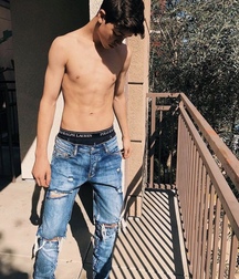 From JOK13 Sexy Boys in Jeans No Porn 5ed13594730d3.jpeg