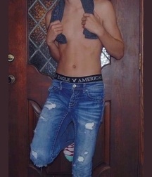 From JOK13 Sexy Boys in Jeans No Porn 5ed135aae4f53.jpeg