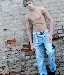From JOK13 Sexy Boys in Jeans No Porn 5ed135d865983.jpg