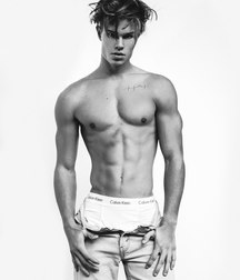 Cute boys and shirtless guys 5e49946ba7805.jpeg