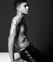 Saturday shirtless  5e91c853e70ec.jpeg
