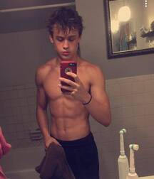 Sexy abs  5ec00f4d3081e.jpeg