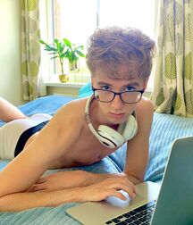 Sexy abs  5ec00f7349d5c.jpeg