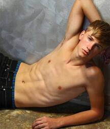 Cute twinks May 21 5ec6eaef71b4b.jpeg